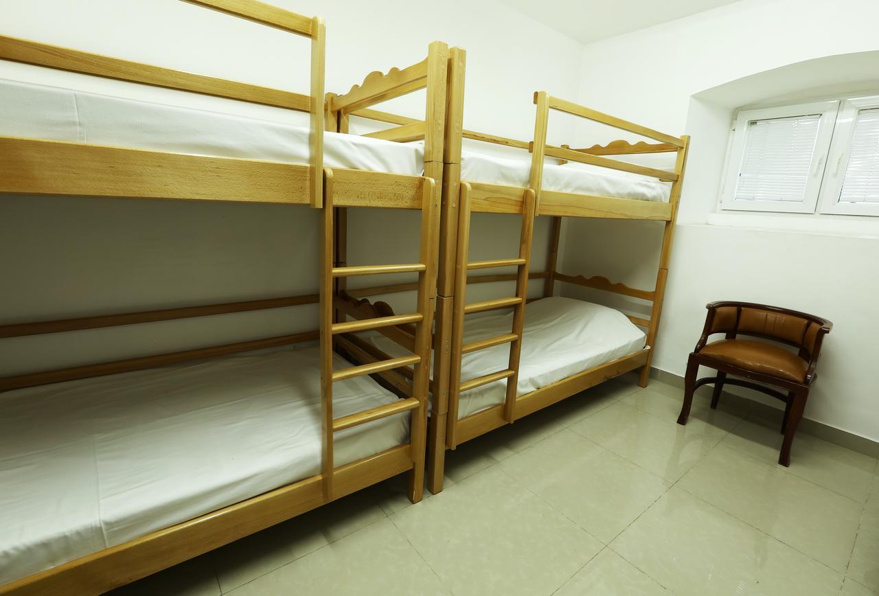 Byron Hostel Jerevan Eksteriør billede