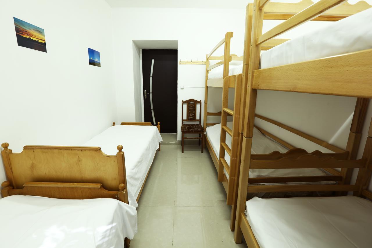 Byron Hostel Jerevan Eksteriør billede